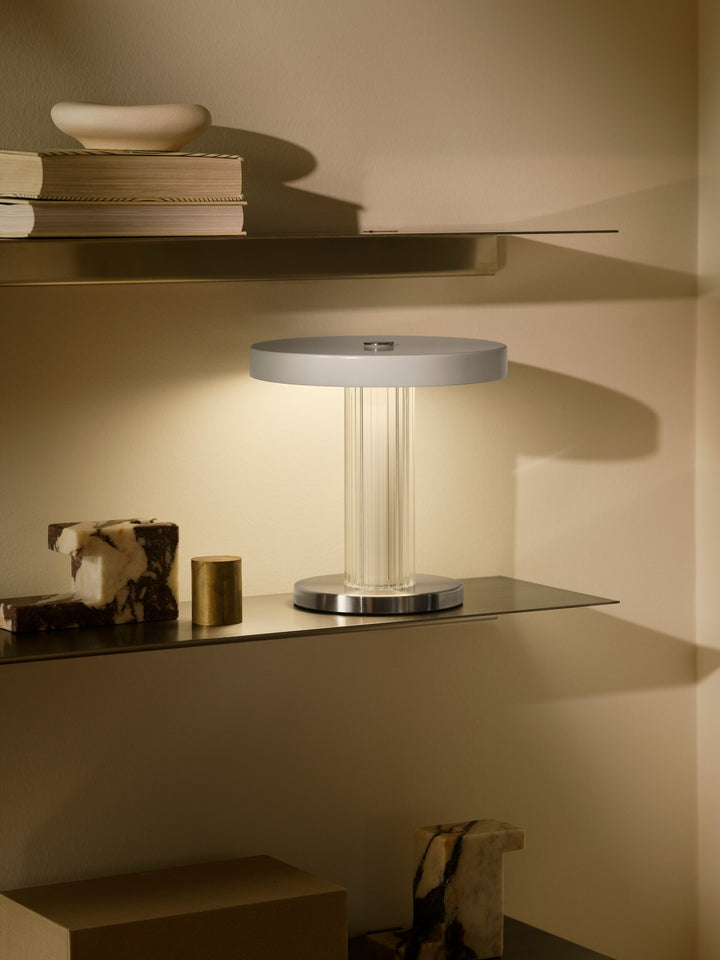 Trezzi Portable | Table lamp | White