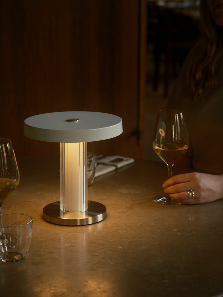 Trezzi Portable | Table lamp | White