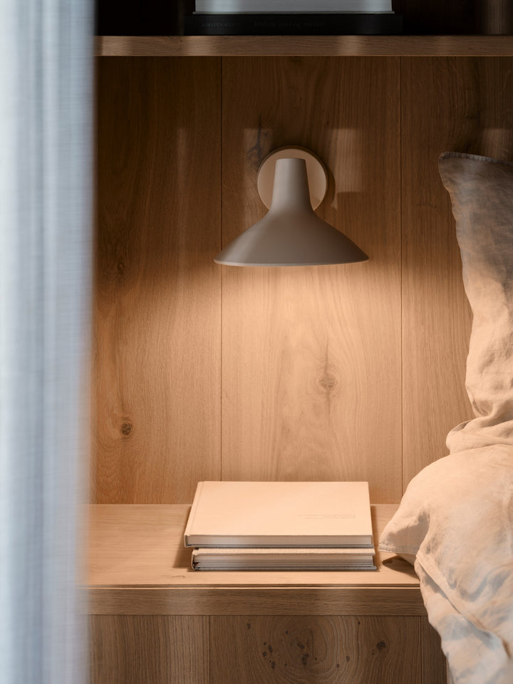 Darci Short | Wall light | Sand