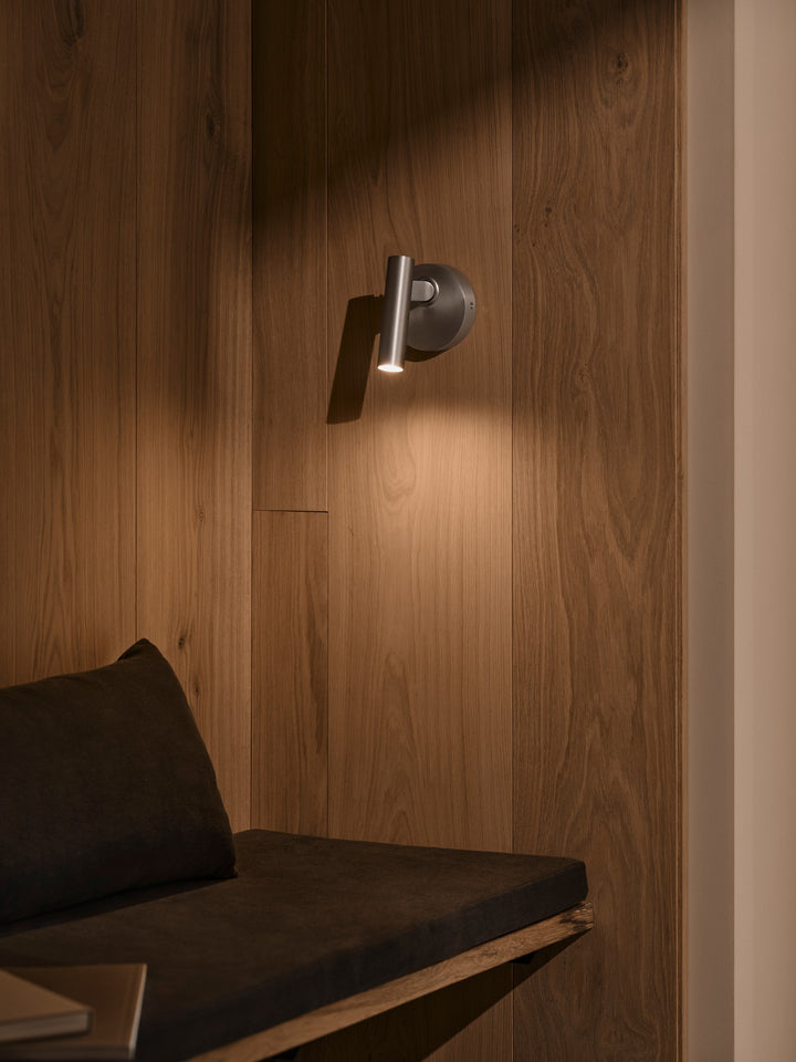 Makoto | Vägglampa | Satin krom