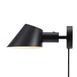 Stay | Vägglampa | Svart