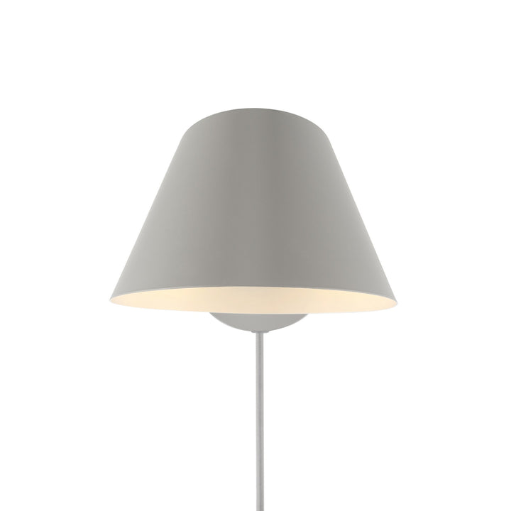 Stay | Vägglampa | Grå