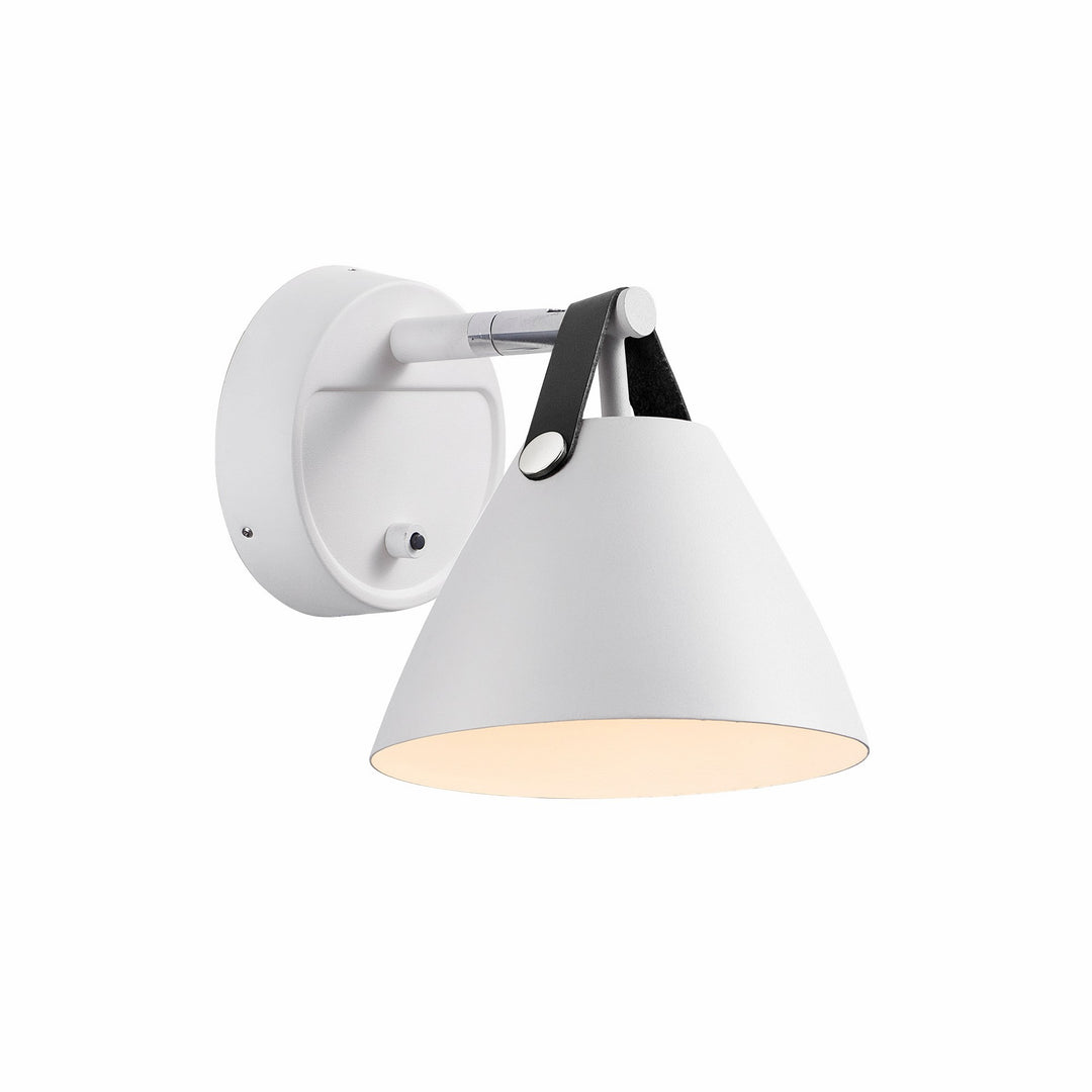Strap 15 | Vägglampa | Vit